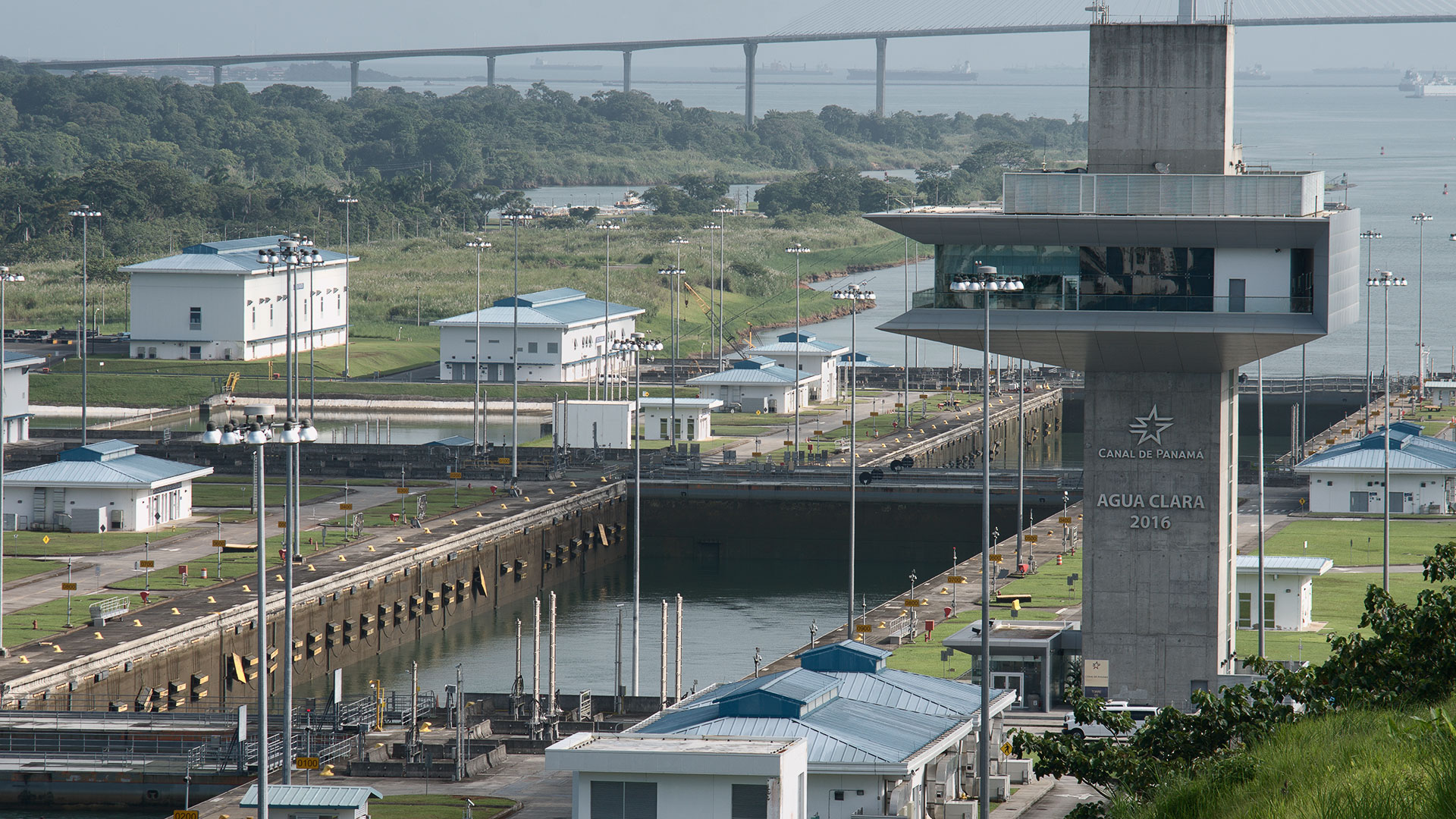a view of the two northernmost chambers of the agua clara locks from the Agua Clara Visitor Center